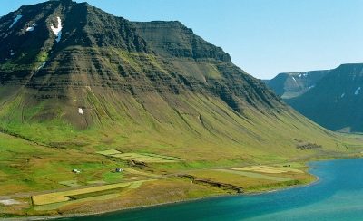 Selakirkjuból, Önundarf. Selakirkjuból, Önundarf.