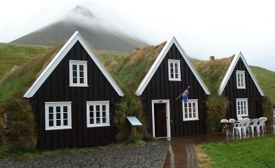 Hrafnseyri, Auðkúluhr.